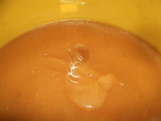 OHZ-Honig 2019, grad noch abfüllbar